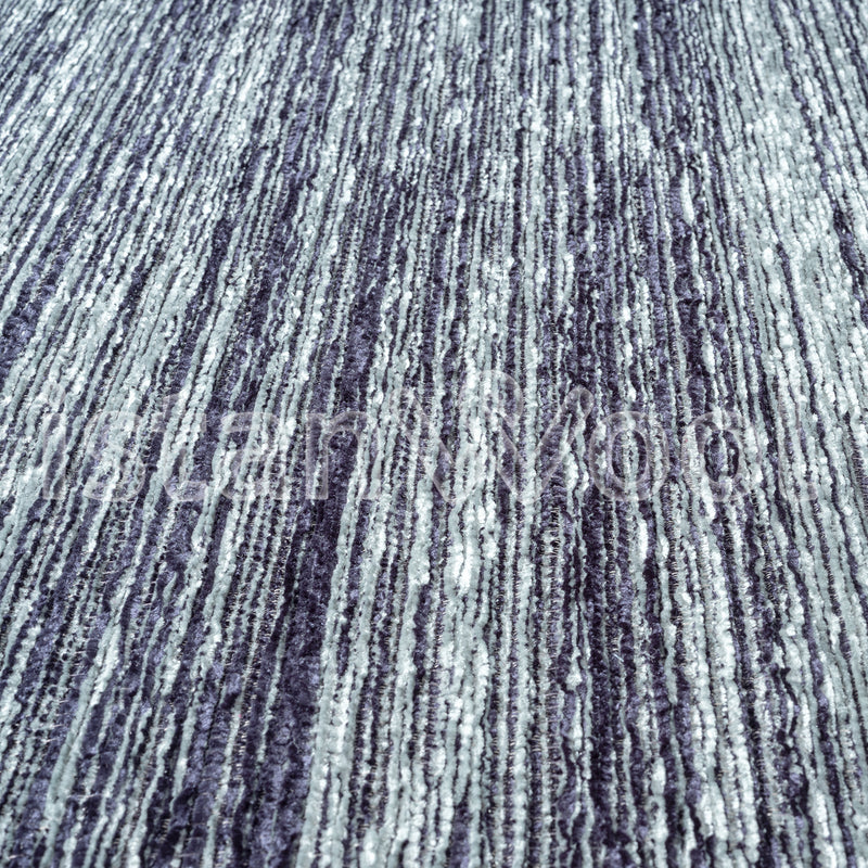 Alfombra Moderna Lisa, Gruesa, Pelo Corto, Color Celeste con Negro. Colección Riva.