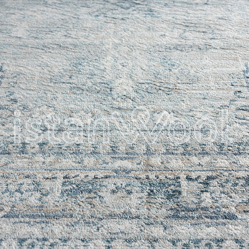 Alfombra Moderna Estilo Antiguo, Gruesa, Pelo Corto, Celeste con Gris. Colección Riva.