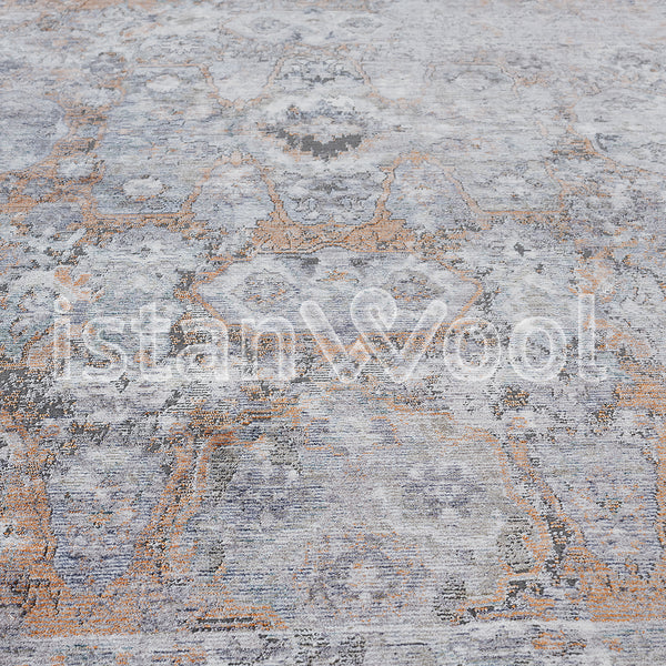 Alfombra Moderna Con Diseño, Gruesa, Pelo Corto, Color Gris con Naranja. Colección Riva.