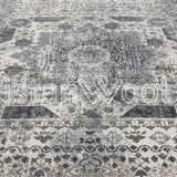 Alfombra Grande Moderna con Diseño Estilo Antiguo, Gruesa, Pelo con Relieve, Color Gris. Colección Ulus.