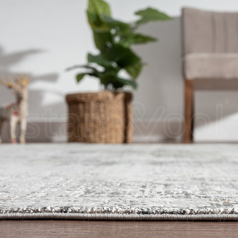 Alfombra Moderna Grande, Pelo Corto, Gris. Colección Bebek